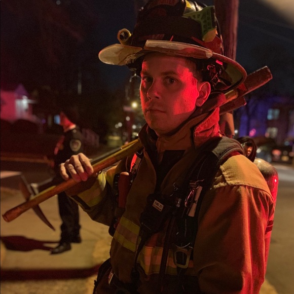 Meet your Posher, Brian - Picture 1 of 1